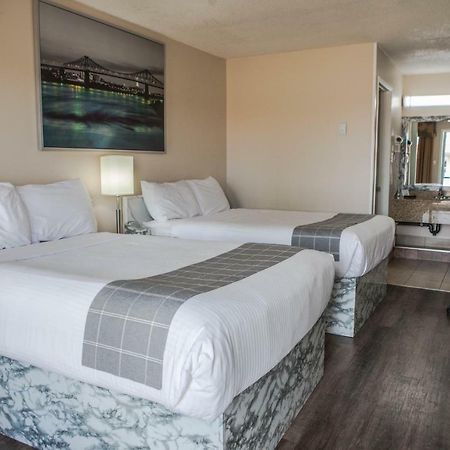 Canadian Motel North Battleford Esterno foto